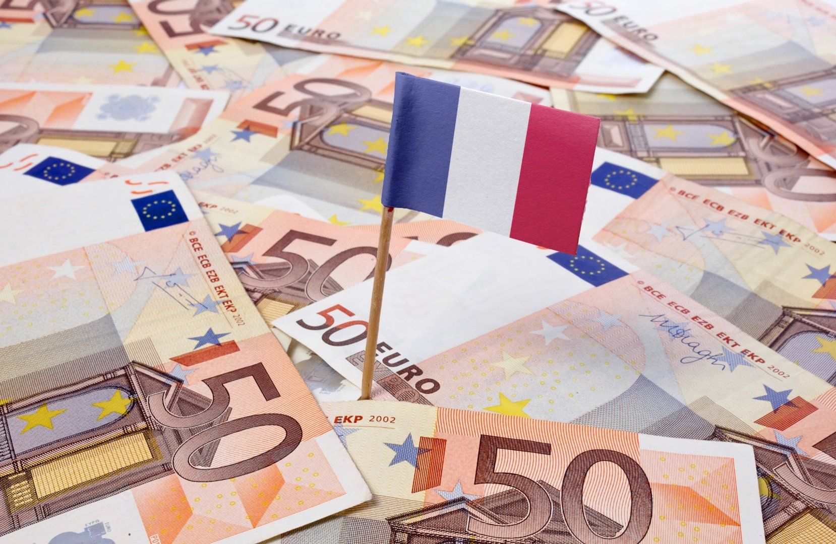 Could France trigger another Eurozone debt crisis?