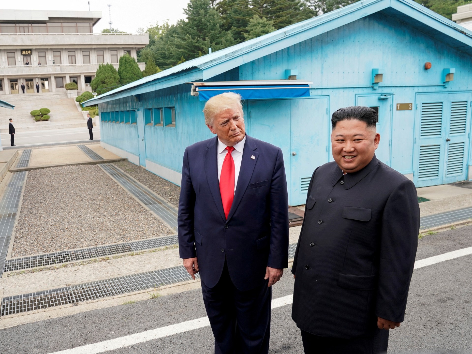 Трамп называет Ким Чен Ына ‘другом’ и преуменьшает ядерный арсенал Северной Кореи