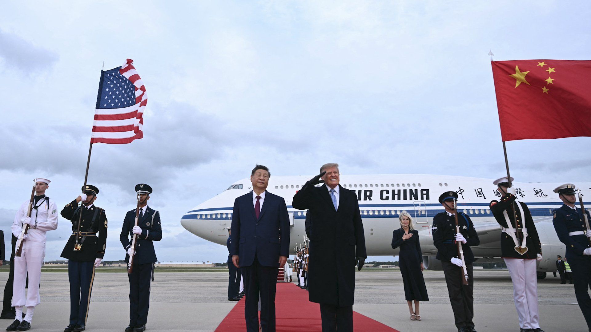 Си Цзиньпин посещает США, в то время как Трамп делает ставку на стабилизацию глобальных отношений