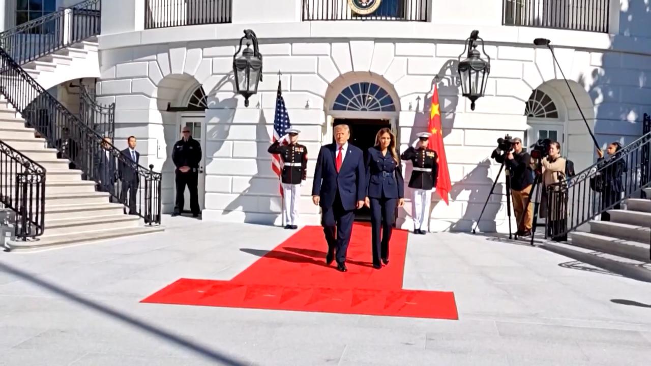 Смотрите: Трамп приглашает Си Цзиньпина в Белый дом на чаепитие