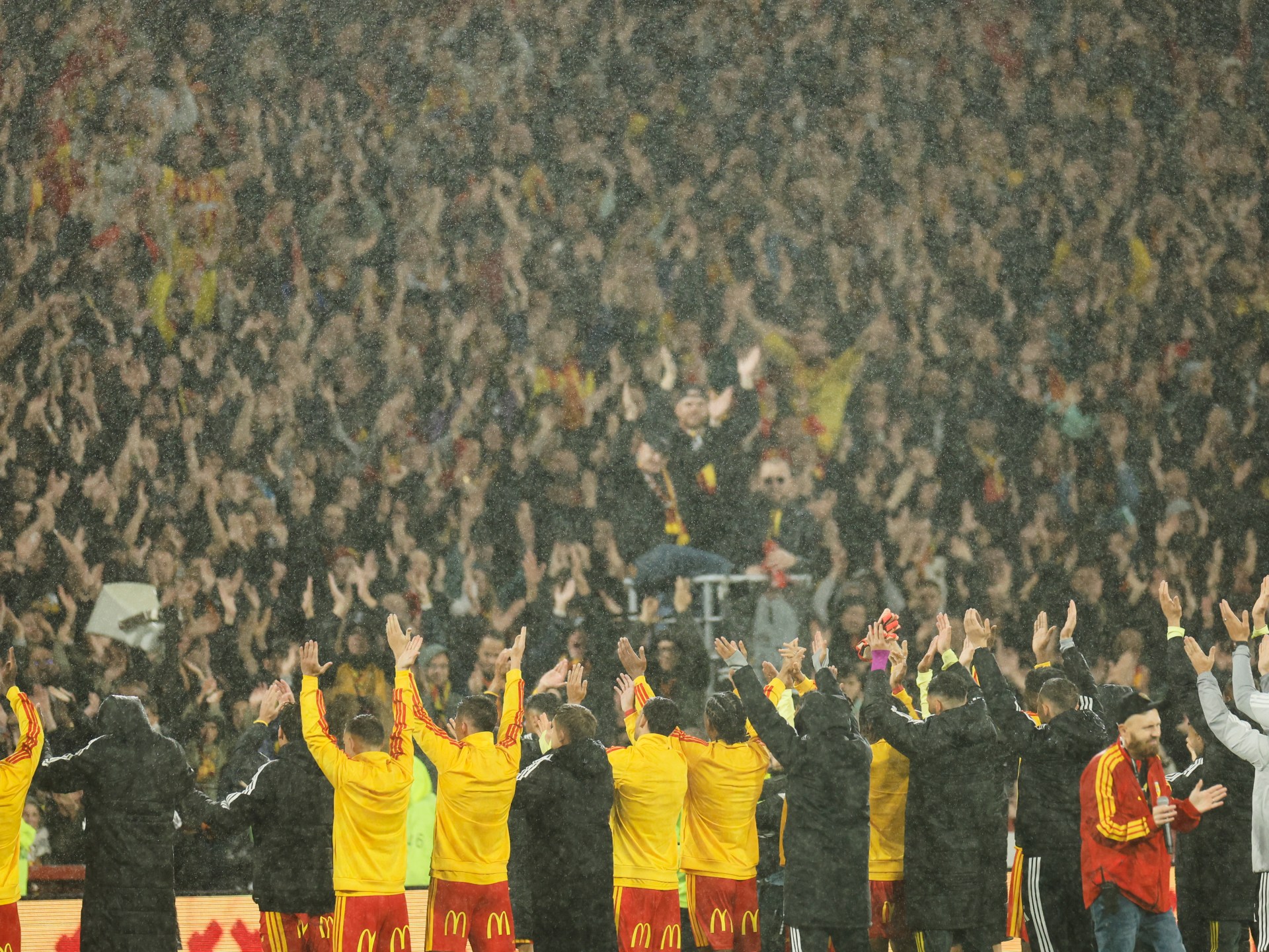 French football body urges fans and students to keep politics out of stadiums